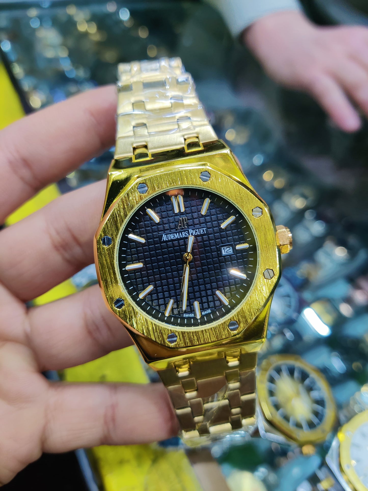 Audemars Piguet Royal Style Watch – Available in Multiple Colors