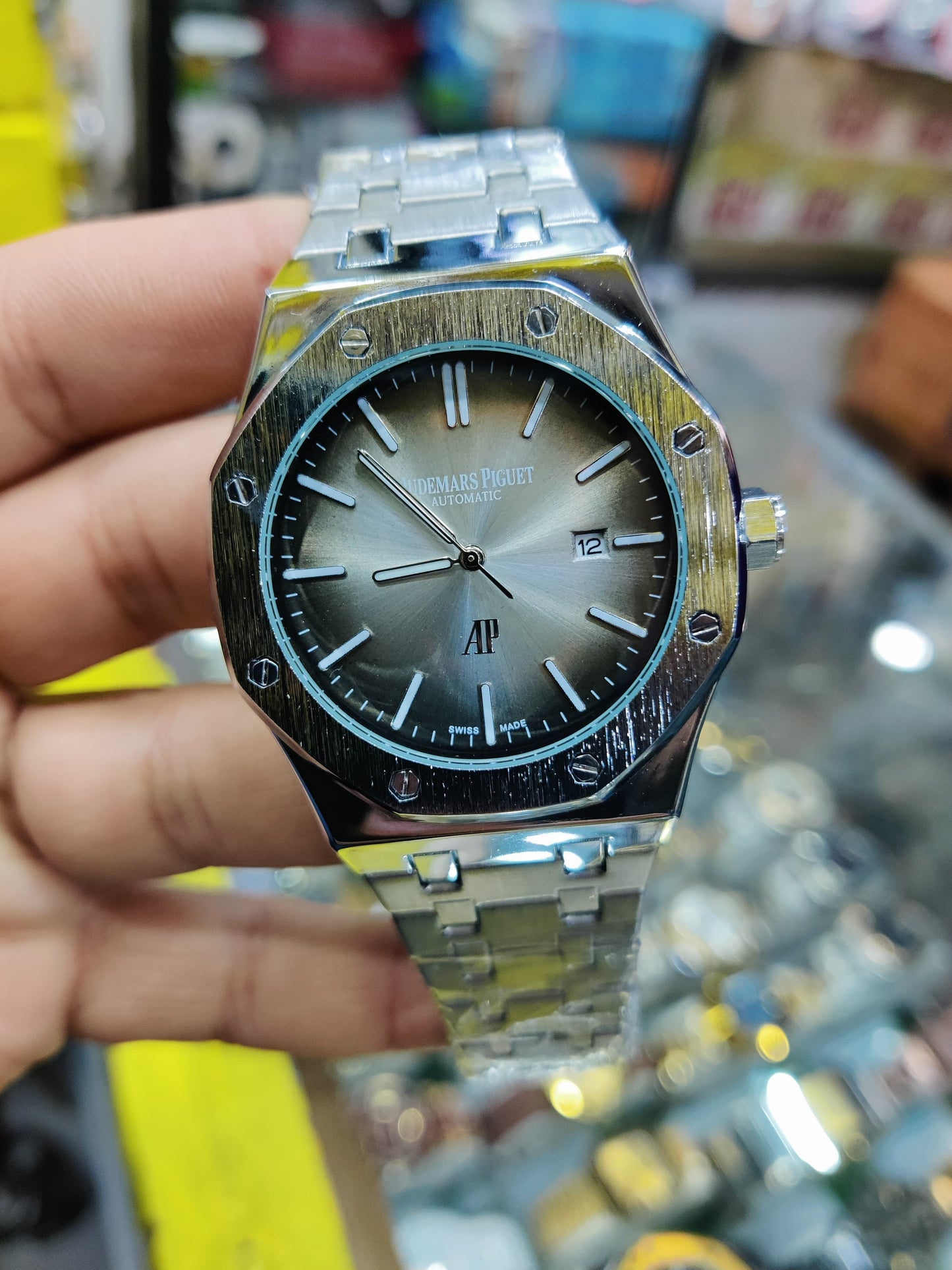 Audemars Piguet Royal Style Watch – Available in Multiple Colors