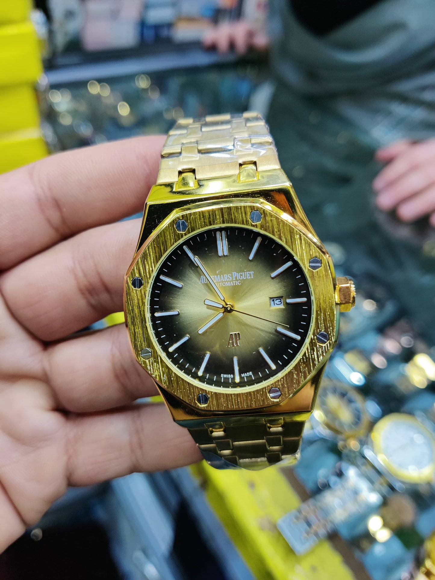 Audemars Piguet Royal Style Watch – Available in Multiple Colors